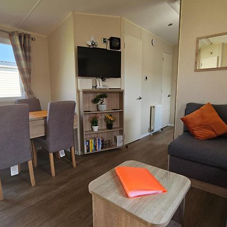 Kp Holiday Home Corton  Екстер'єр фото